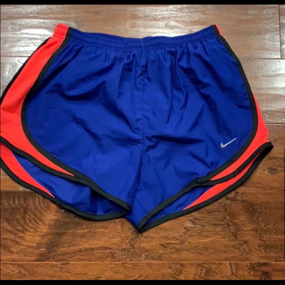 Nike tempo shorts - size small